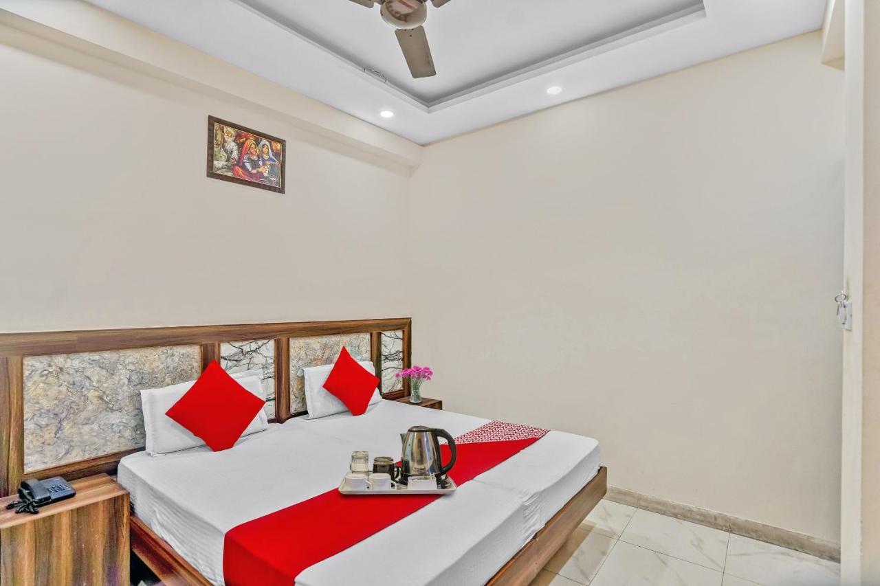 Oyo 88326 Hotel Cloud 9 Nowe Delhi Zewnętrze zdjęcie