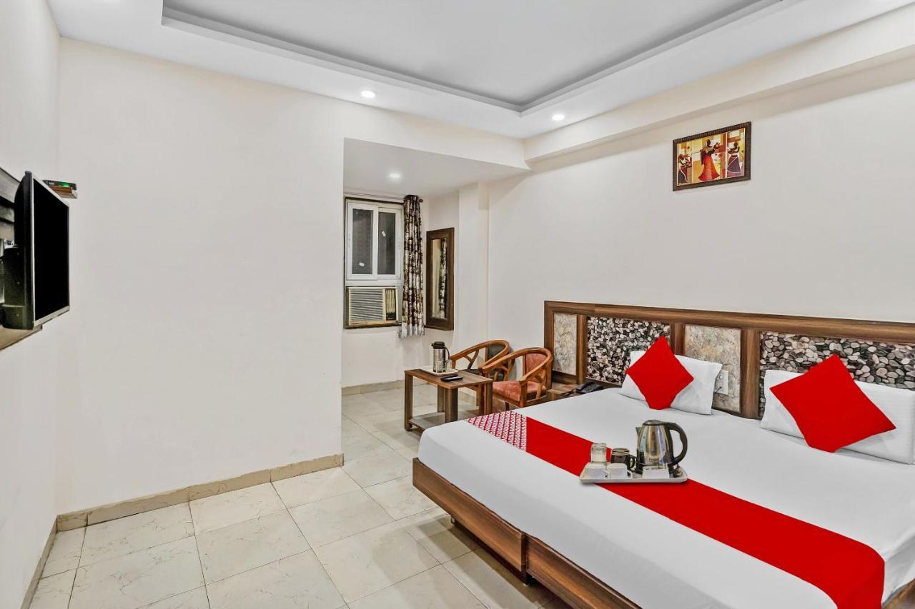 Oyo 88326 Hotel Cloud 9 Nowe Delhi Zewnętrze zdjęcie